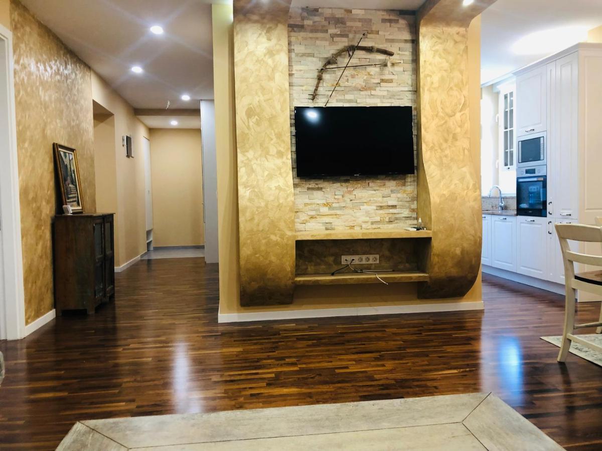 Swiss Central Luxury Apartment 132M2 Sarajevo Exterior photo